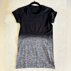 Lululemon short sleeved tech shirt size 6
